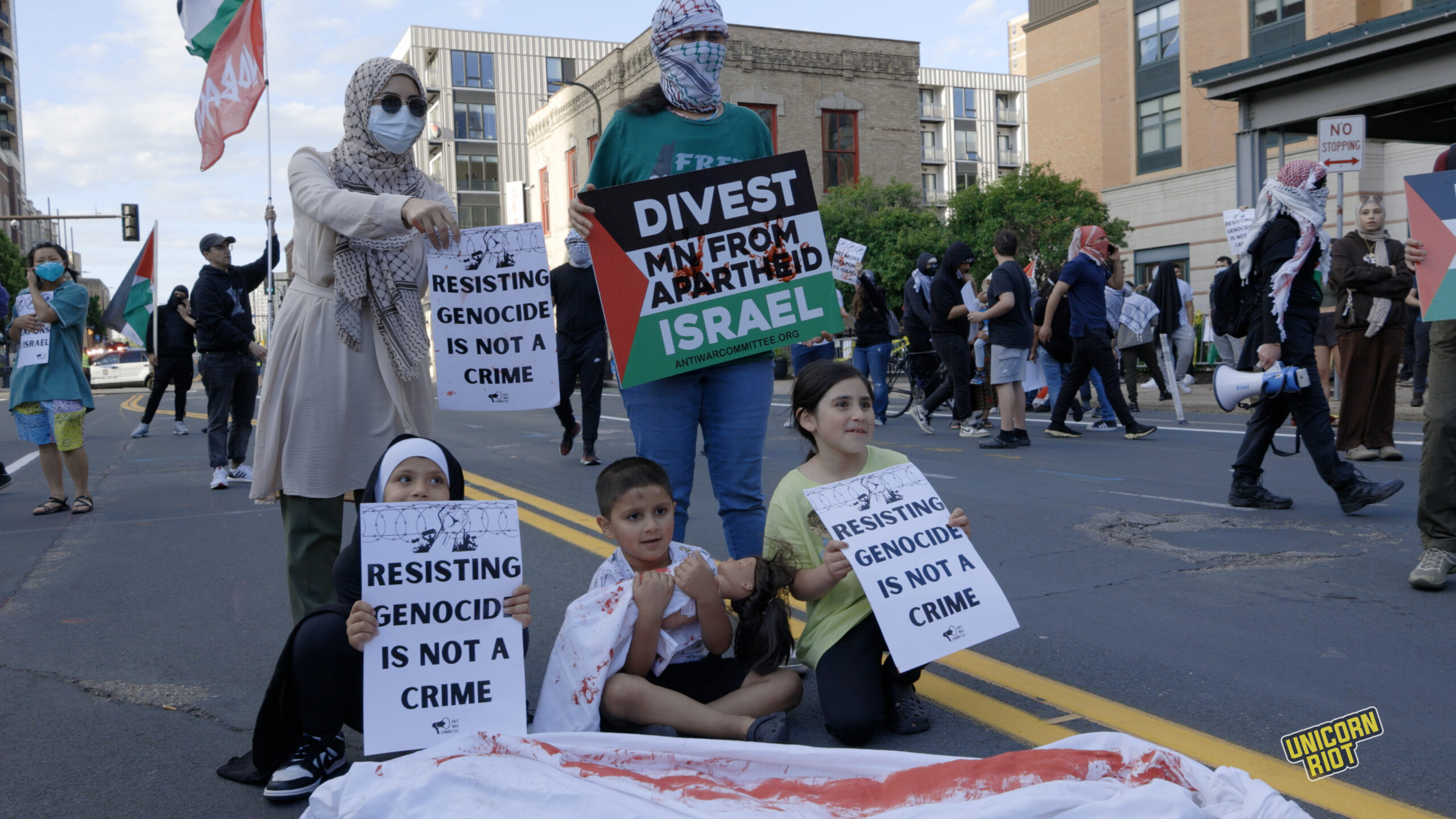 Former Israeli Prime Minister Greeted by Hundreds of Protesters in Minneapolis - UNICORN RIOT