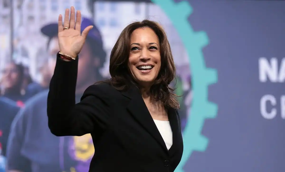 Harris Super PAC Leaders Profited From Spending Splurge