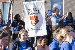 Minneapolis teachers, support staff, to hold strike vote
