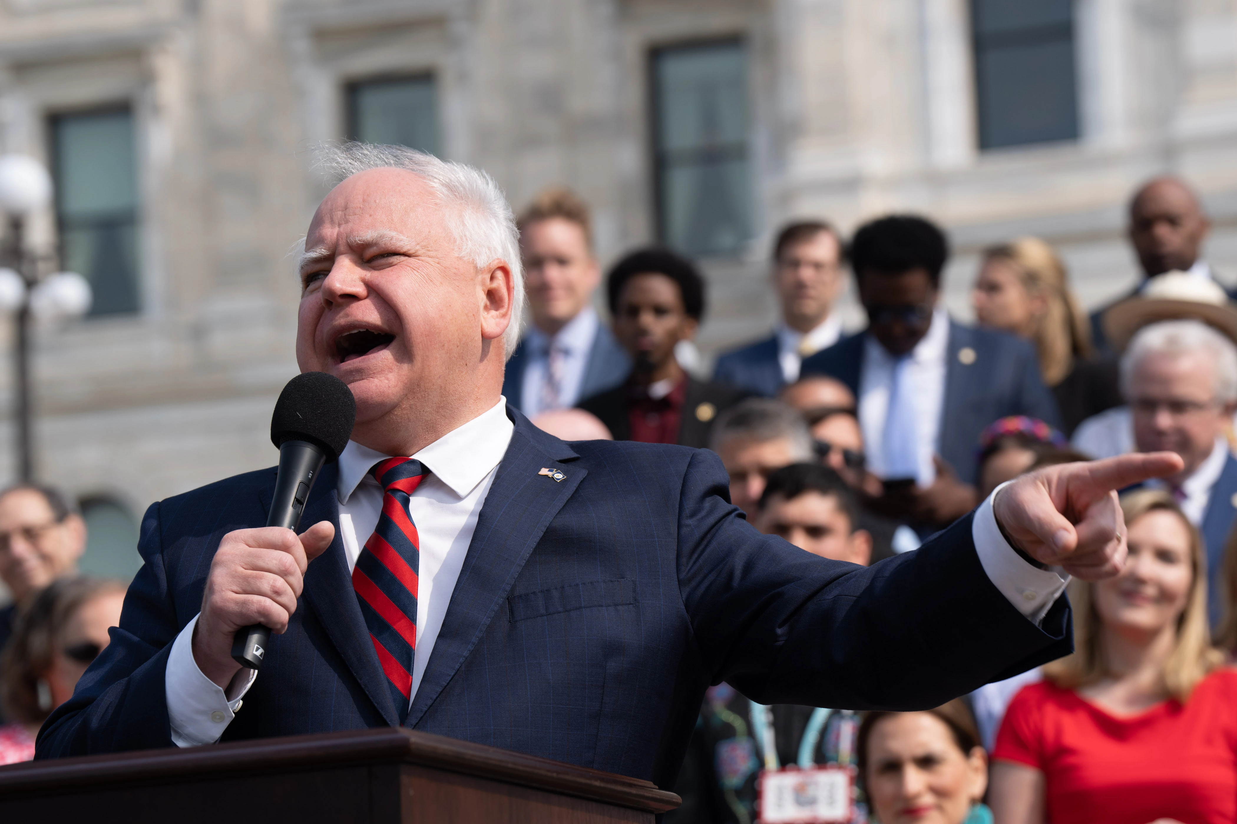 Minnesota Gov. Tim Walz picked to lead the Democratic Governors Association