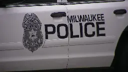 Milwaukee shooting; 2 people wounded near 1st and Chambers