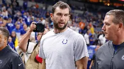 Former Colts star Andrew Luck returns to football as part-time coach at Palo Alto High School