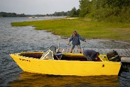 Crisscrossing White Bear Lake, archaeologists search for wrecks — and history