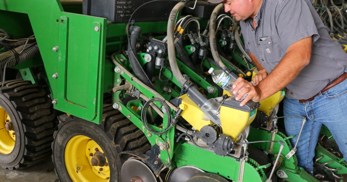 Midwest farmers aren't allowed to fix their own tractors. And many right-to-repair bills are stalled